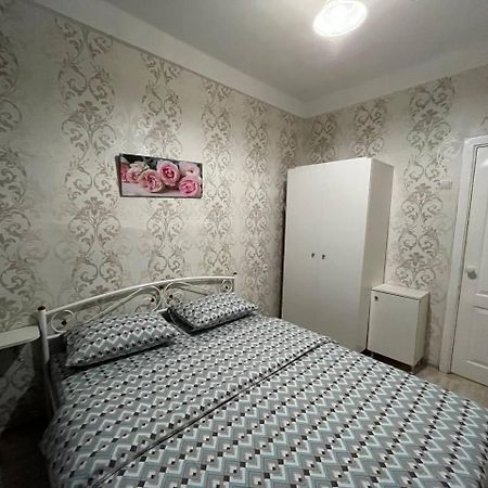2К Квартира Велика Васильківська 118, Палац Україна كييف المظهر الخارجي الصورة