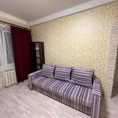 2К Квартира Велика Васильківська 118, Палац Україна كييف المظهر الخارجي الصورة